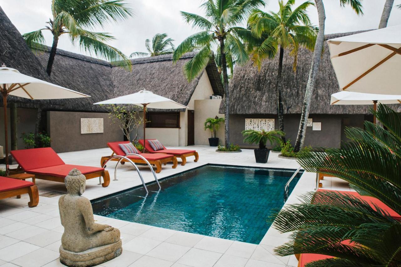 Constance Prince Maurice Посте-де-Флак Экстерьер фото A pool at the resort