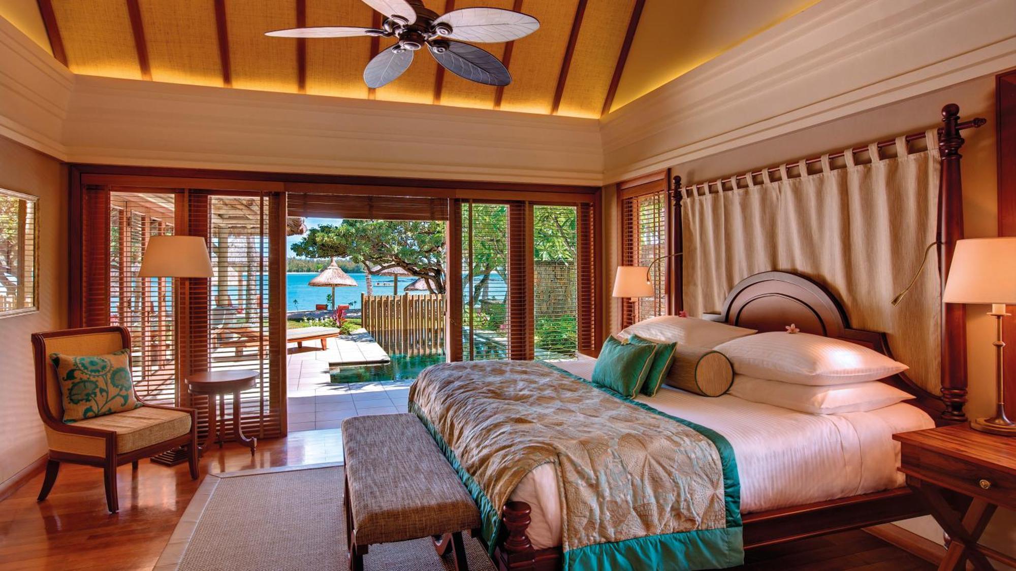 Constance Prince Maurice Посте-де-Флак Экстерьер фото A bedroom at the resort